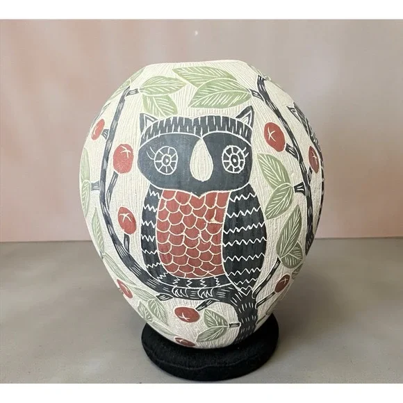 Mata Ortiz Pottery Olla Vase Jonathan Villa‎ Owl Owls Folk Art Mexican Ceramic